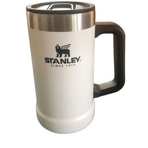 Stanley Adventure BIG GRIP Beer Stein 24 OZ Color is Polar Keeps Drinks COLD